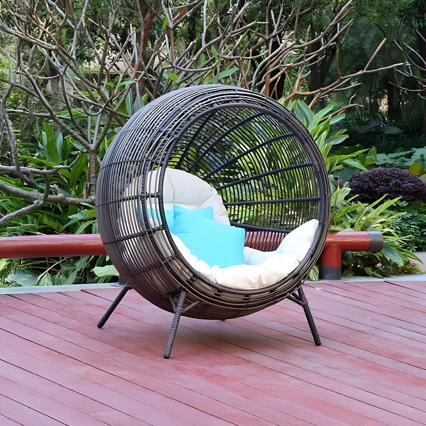 Sphere Retreat Lounge
