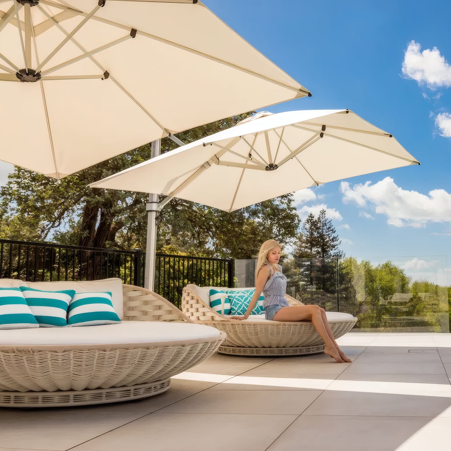 Square 9 Ft Cantilever Umbrella